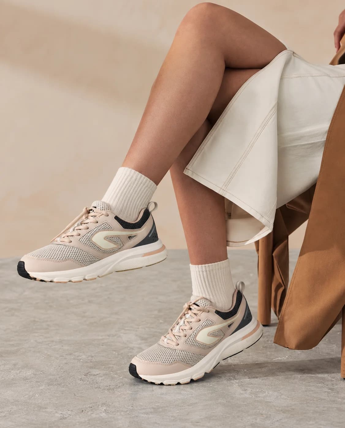 Kalenji Active W Shoes – Light Rose Grey